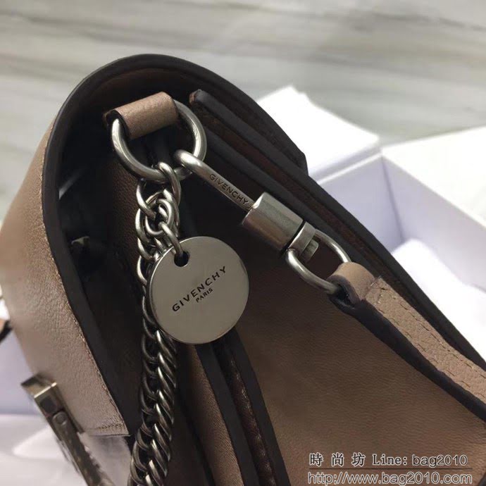 GlVENCHY紀梵希 法國代購級別 Givenchy Bag 巴黎走秀新款 中號 鏈條手提 斜挎包  tsg1250